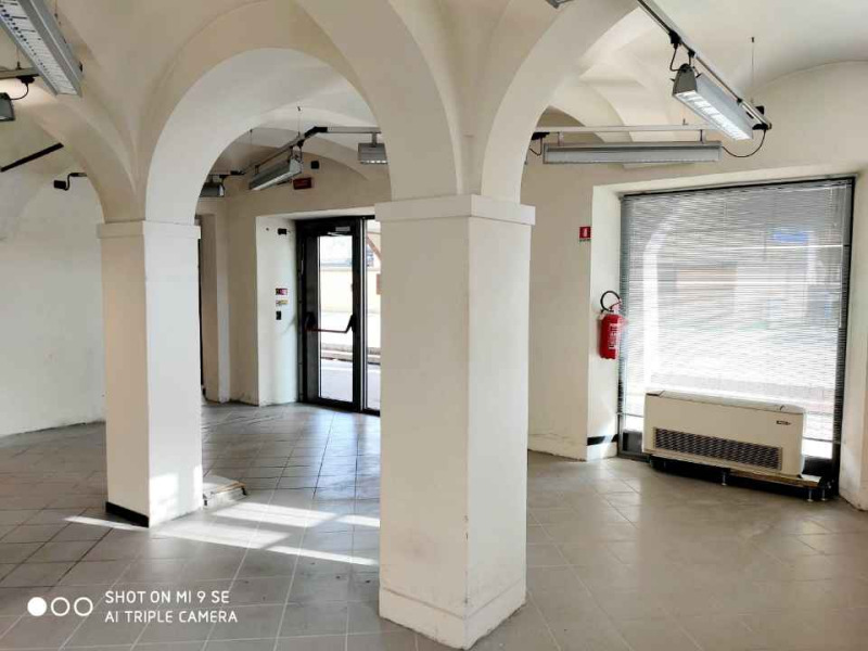 AFFITTO FONTANELLATO - UFFICIO/ STUDIO PROFESSIONALE FRONTE ROCCA SANVITALE - FO 34