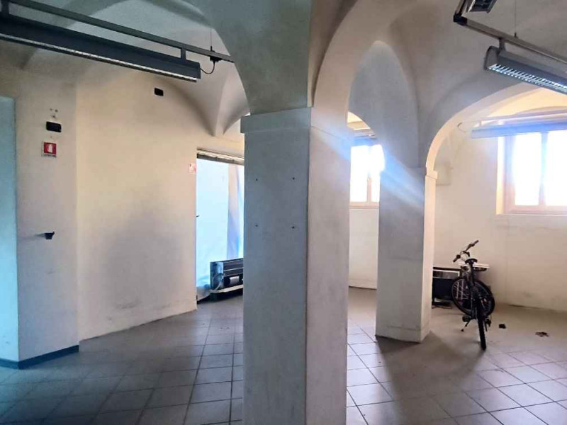 AFFITTO FONTANELLATO - UFFICIO/ STUDIO PROFESSIONALE FRONTE ROCCA SANVITALE - FO 34