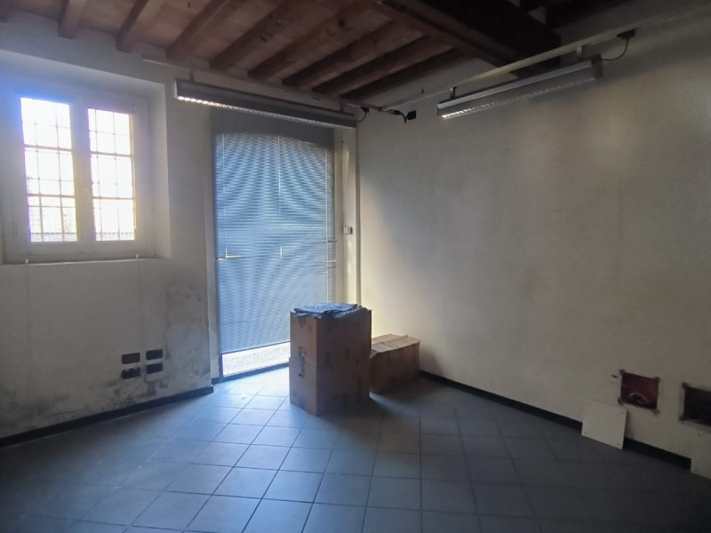 AFFITTO FONTANELLATO - UFFICIO/ STUDIO PROFESSIONALE FRONTE ROCCA SANVITALE - FO 34
