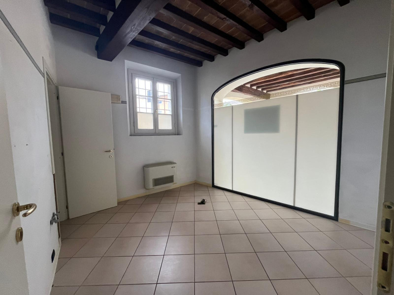 AFFITTO FONTANELLATO -  UFFICIO FRONTE ROCCA - FO 35