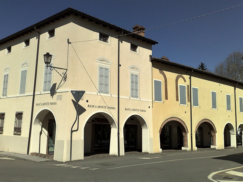 AFFITTO FONTANELLATO -  UFFICIO FRONTE ROCCA - FO 35