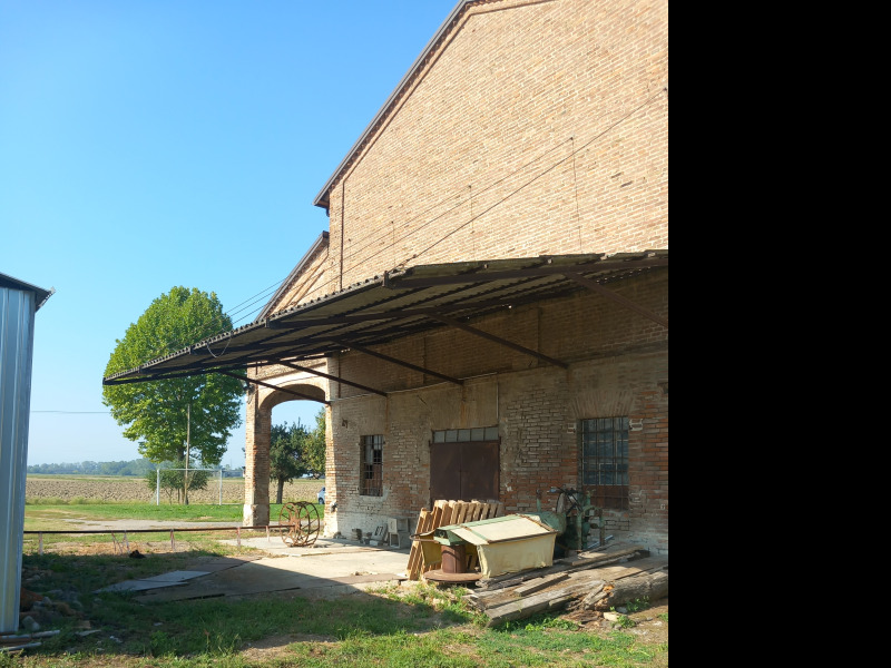 FONTANELLATO - PODERE AGRICOLO CON RESIDENZA ( 65 BIOLCHE ) - FO 433