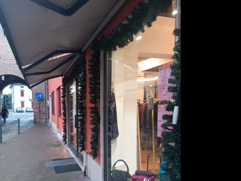 AFFITTO - FONTANELLATO NEGOZIO IN CENTRO - FO 36