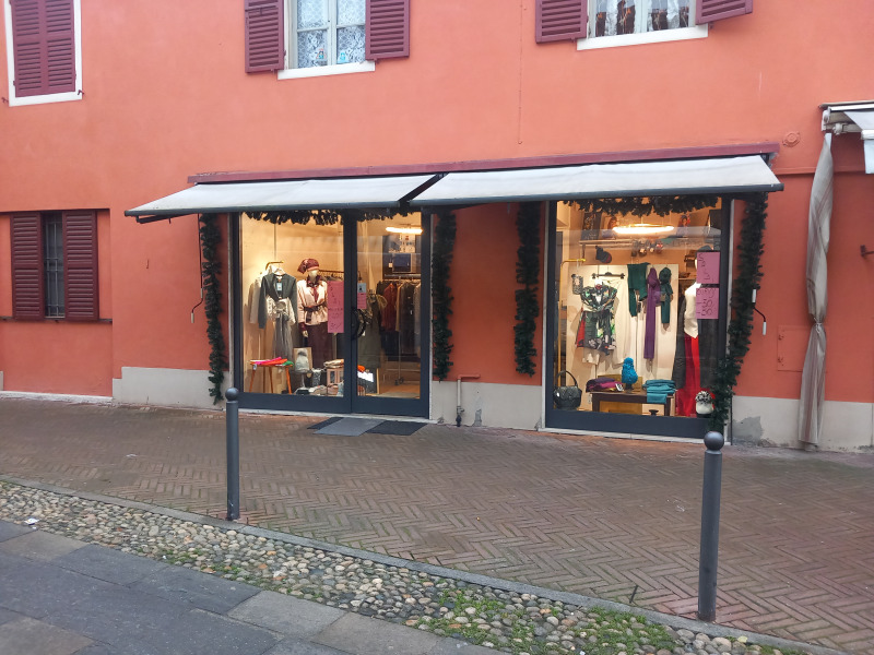 AFFITTO - FONTANELLATO NEGOZIO IN CENTRO - FO 36