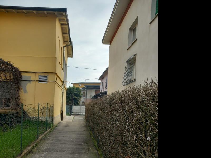 FONTANELLATO -  APPARTAMENTO RISTRUTTURATO A NUOVO CON INGRESSO INDIPENDENTE - FO 436