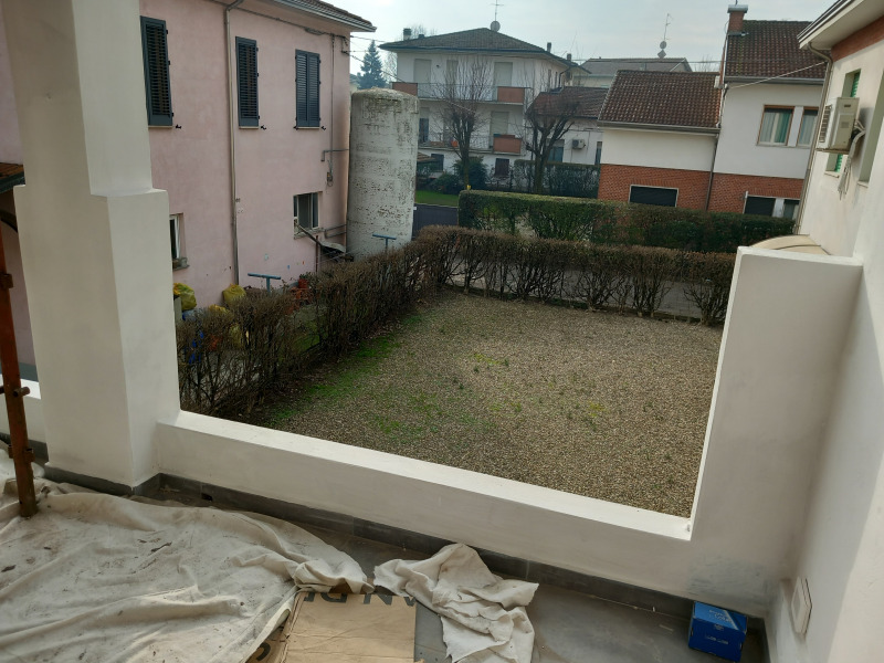 FONTANELLATO -  APPARTAMENTO RISTRUTTURATO A NUOVO CON INGRESSO INDIPENDENTE - FO 436