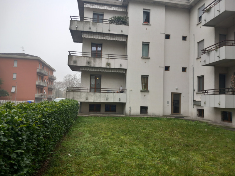 FIDENZA - APPARTAMENTO PRIMO PIANO ZONA BALLOTTA - FO 432