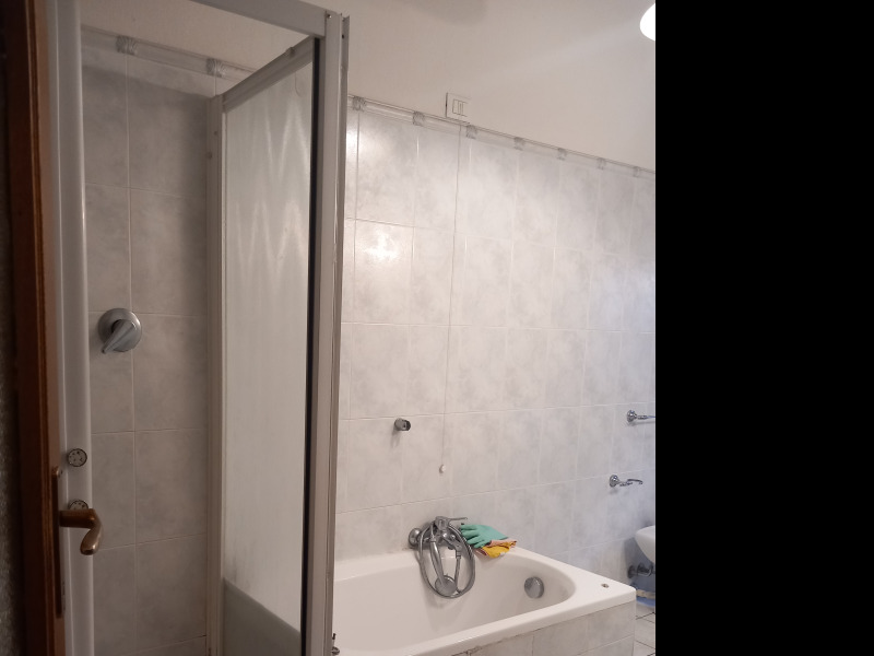 FIDENZA - APPARTAMENTO PRIMO PIANO ZONA BALLOTTA - FO 432