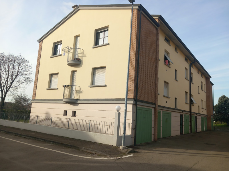 FONTANELLATO - APPARTAMENTO CON 3 CAMERE - FO 437