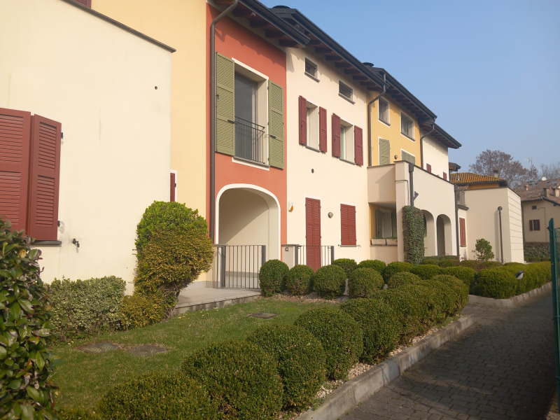 FONTANELLATO - APPARTAMENTO CENTRO STORICO CON AUTORIMESSA - FO 439