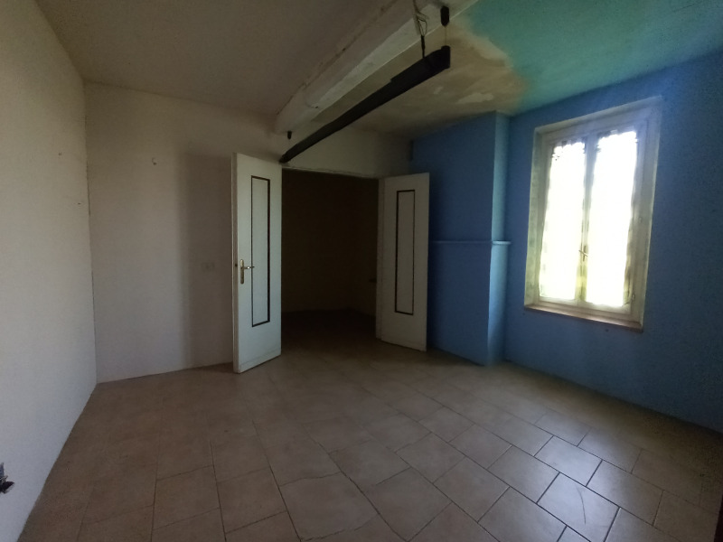 FONTANELLATO - CASA IN CAMPAGNA CON FABBRICATI ACCESSORI - FO 440