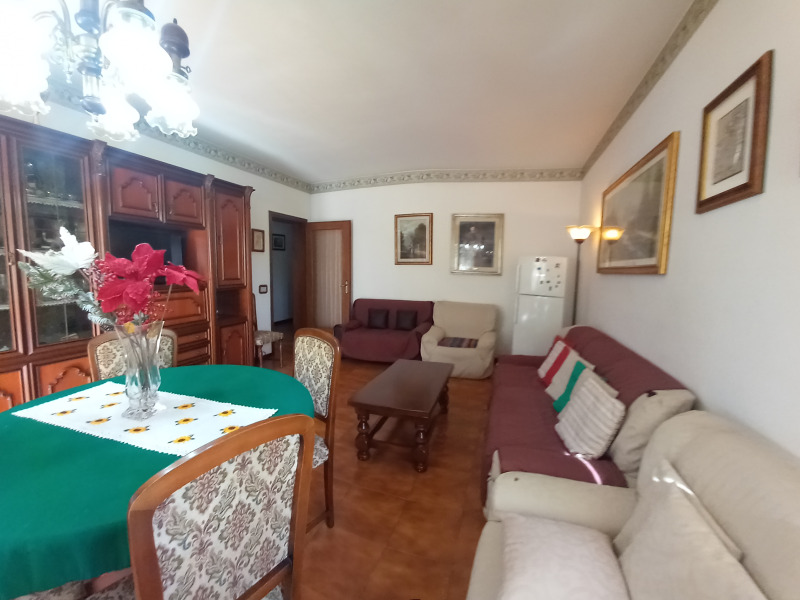 FONTANELLATO - APPARTAMENTO CENTRALE 3 CAMERE E 2 BAGNI - FO 443