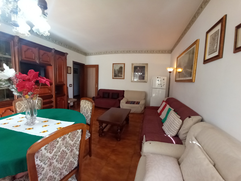 FONTANELLATO - APPARTAMENTO CENTRALE 3 CAMERE E 2 BAGNI - FO 443