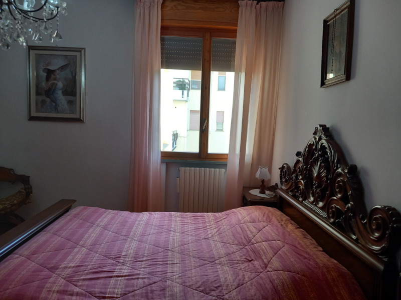 FONTANELLATO - APPARTAMENTO CENTRALE 3 CAMERE E 2 BAGNI - FO 443