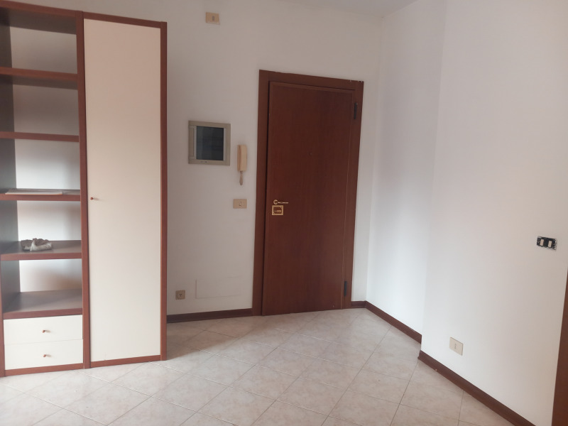 FONTANELLATO - APPARTAMENTO CON GARAGE TRIPLO IN ZONA SANTUARIO - FO 444