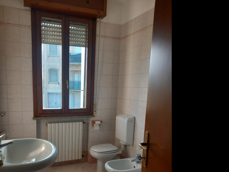 FONTANELLATO - APPARTAMENTO CON GARAGE TRIPLO IN ZONA SANTUARIO - FO 444