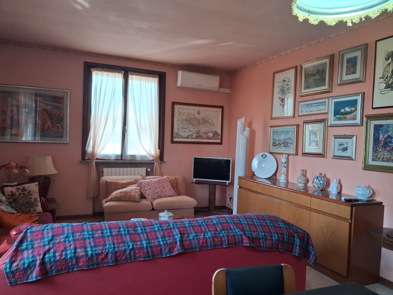 FONTANELLATO  - APPARTAMENTO CON 2 CAMERE  E 2 BAGNI - FO 449