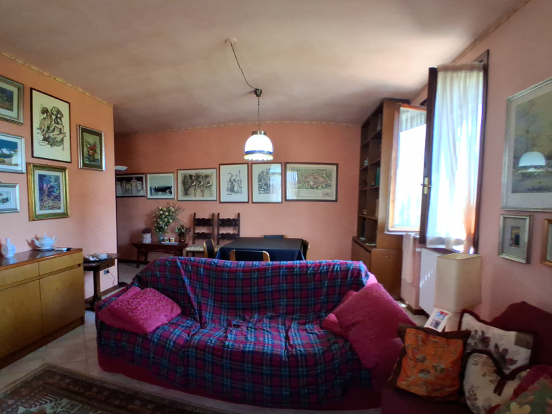 FONTANELLATO  - APPARTAMENTO CON 2 CAMERE  E 2 BAGNI - FO 449