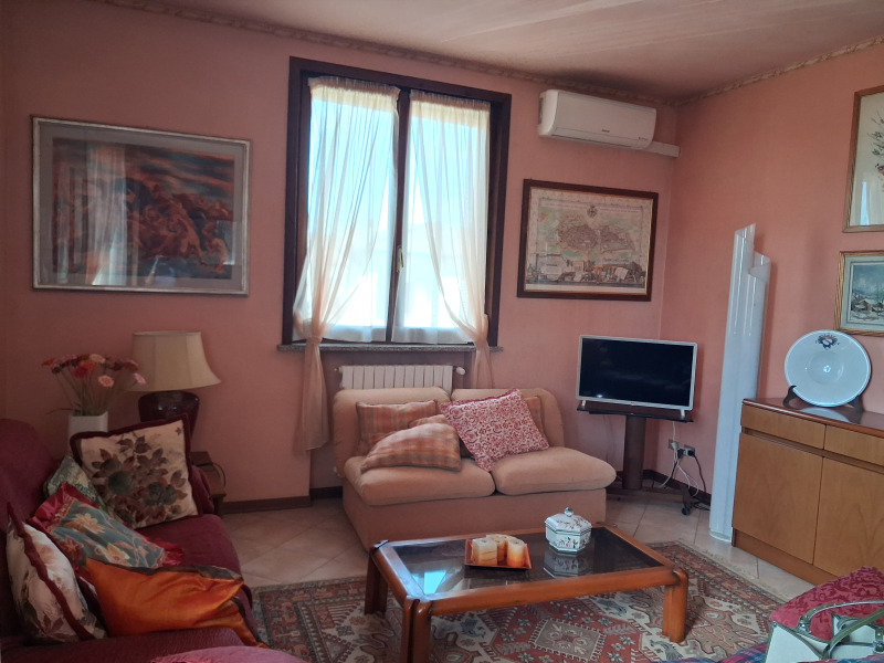FONTANELLATO  - APPARTAMENTO CON 2 CAMERE  E 2 BAGNI - FO 449