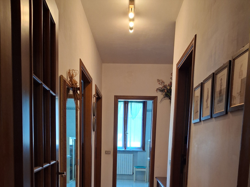 FONTANELLATO  - APPARTAMENTO CON 2 CAMERE  E 2 BAGNI - FO 449