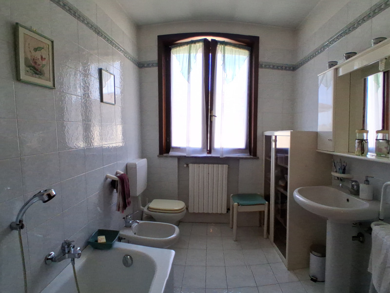 FONTANELLATO  - APPARTAMENTO CON 2 CAMERE  E 2 BAGNI - FO 449
