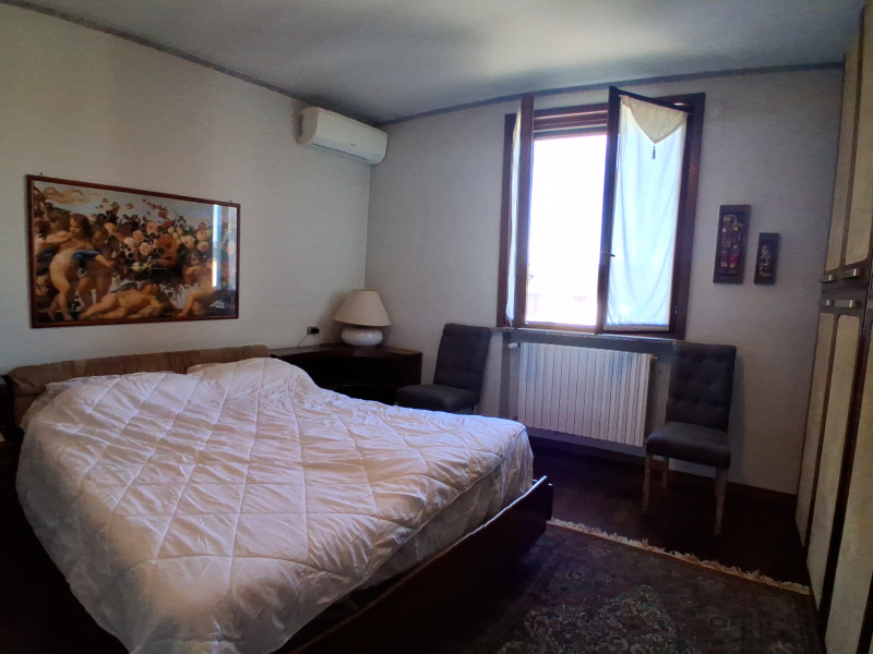 FONTANELLATO  - APPARTAMENTO CON 2 CAMERE  E 2 BAGNI - FO 449