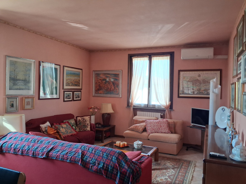 FONTANELLATO  - APPARTAMENTO CON 2 CAMERE  E 2 BAGNI - FO 449