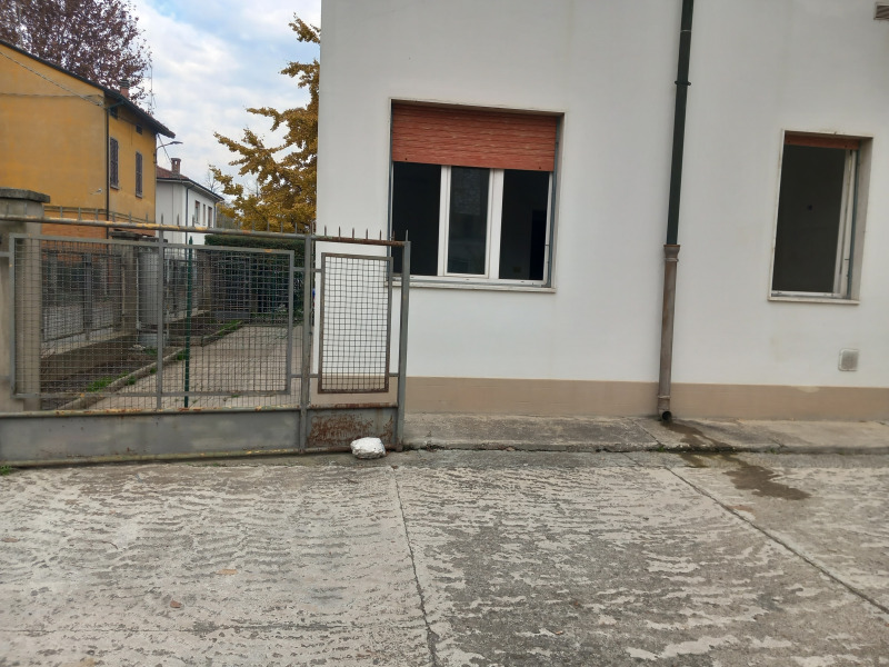 FONTANELLATO - APPARTAMENTO PIANO TERRA  CON INGRESSO INDIPENDENTE - FO 415