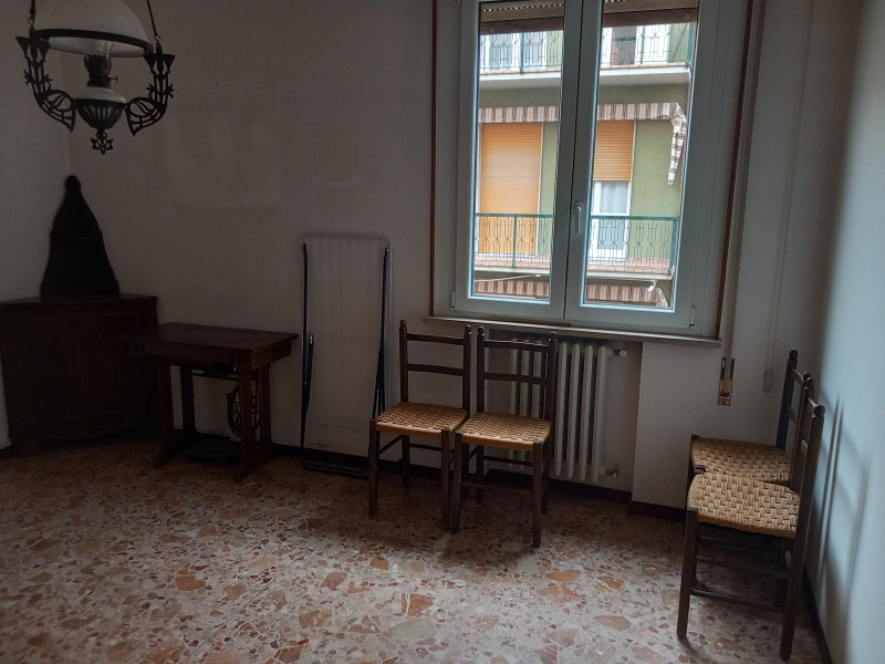 FIDENZA APPARTAMENTO CENTRALISSIMO PRIMO PIANO CON ASCENSORE
