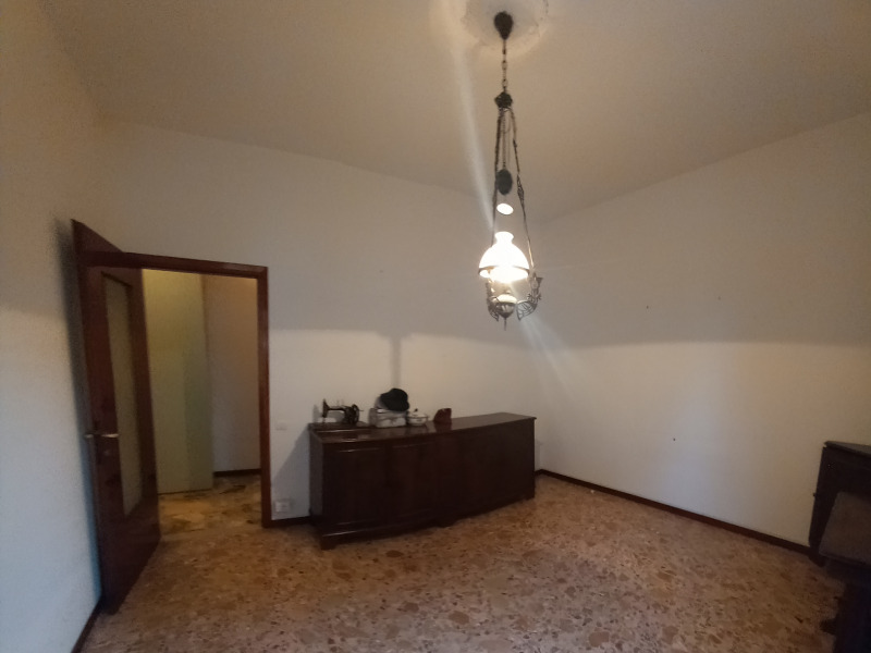 FIDENZA APPARTAMENTO CENTRALISSIMO PRIMO PIANO CON ASCENSORE
