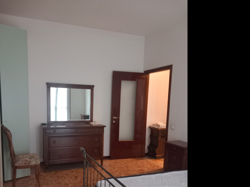 FIDENZA APPARTAMENTO CENTRALISSIMO PRIMO PIANO CON ASCENSORE