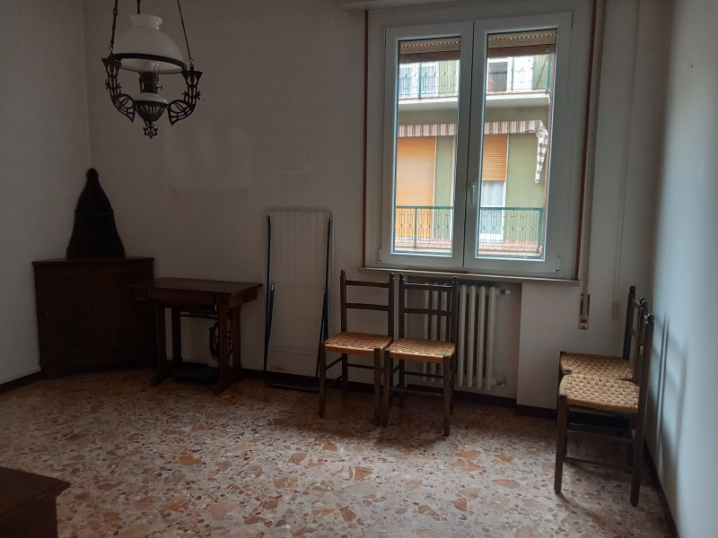 FIDENZA APPARTAMENTO CENTRALISSIMO PRIMO PIANO CON ASCENSORE