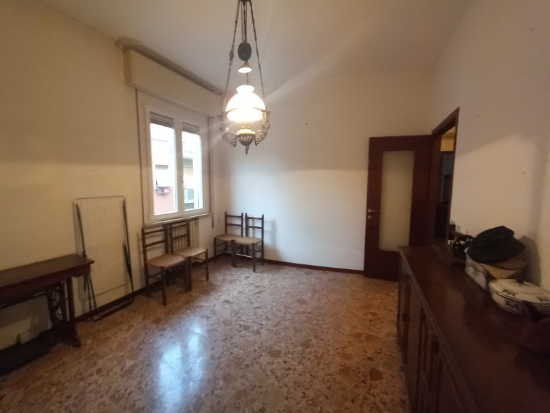 FIDENZA APPARTAMENTO CENTRALISSIMO PRIMO PIANO CON ASCENSORE