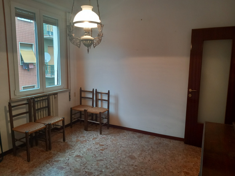 FIDENZA APPARTAMENTO CENTRALISSIMO PRIMO PIANO CON ASCENSORE