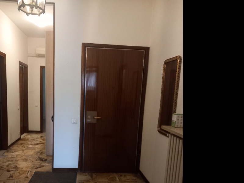 FIDENZA APPARTAMENTO CENTRALISSIMO PRIMO PIANO CON ASCENSORE