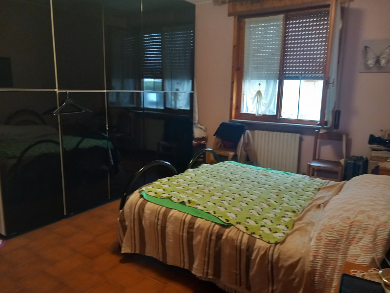 FONTANELLATO - CASA BIFAMILIARE INTERA CON AMPIO GIARDINO - FO 421