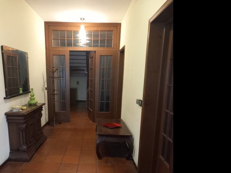 FONTANELLATO - CASA BIFAMILIARE INTERA CON AMPIO GIARDINO - FO 421