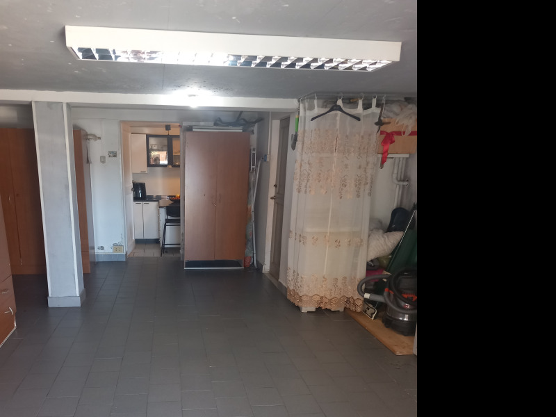 FONTANELLATO - CASA INDIPENDENTE SU 3 LATI CON AMPIO GIARDINO - FO 422