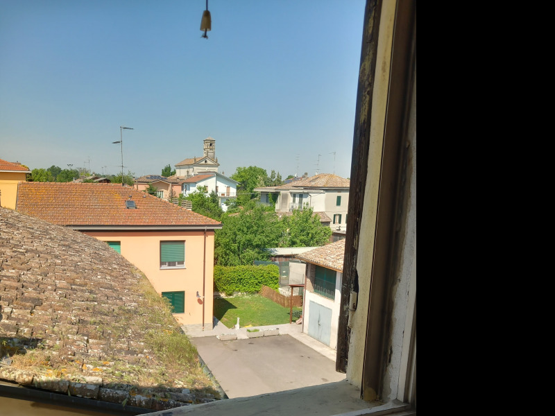 FONTEVIVO - APPARTAMENTO 200 MQ IN PIAZZA - FO 424
