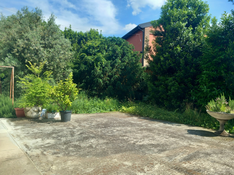 FONTANELLATO -  VILLA BIFAMILIARE CON GIARDINO  FRONTE SANTUARIO - FO 427