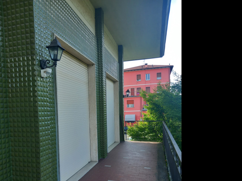 FONTANELLATO -  VILLA BIFAMILIARE CON GIARDINO  FRONTE SANTUARIO - FO 427