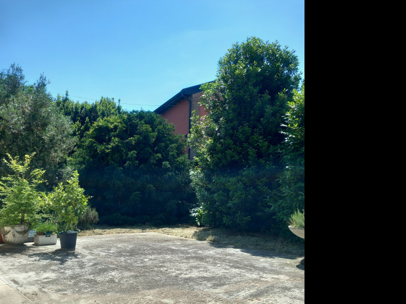 FONTANELLATO -  VILLA BIFAMILIARE CON GIARDINO  FRONTE SANTUARIO - FO 427