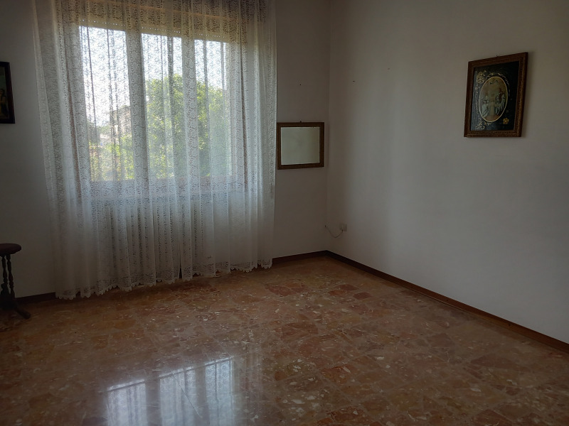 FONTANELLATO -  VILLA BIFAMILIARE CON GIARDINO  FRONTE SANTUARIO - FO 427