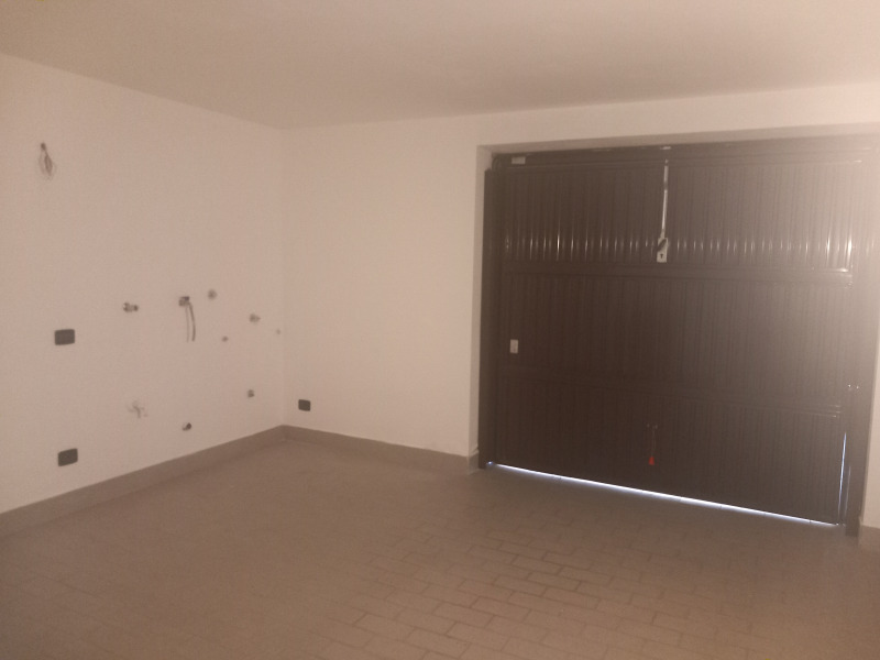 FONTANELLATO -  APPARTAMENTO CON 3 CAMERE E 2 BAGNI - FO 30