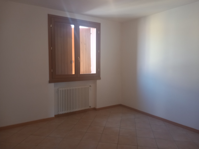 FONTANELLATO -  APPARTAMENTO CON 3 CAMERE E 2 BAGNI - FO 30