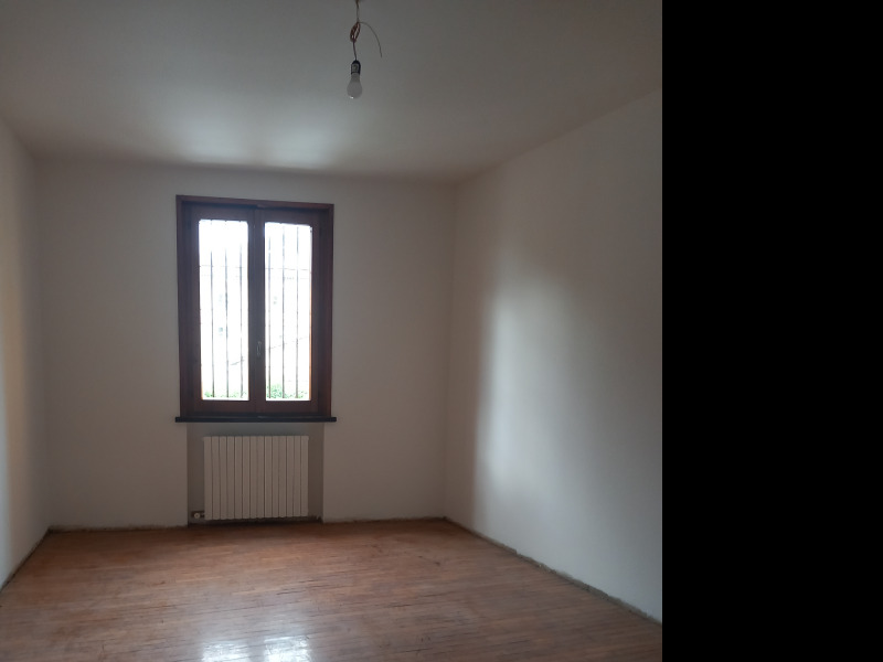 COLORNO - APPARTAMENTO IN BIFAMILIARE RISTRUTTURATO - FO 31