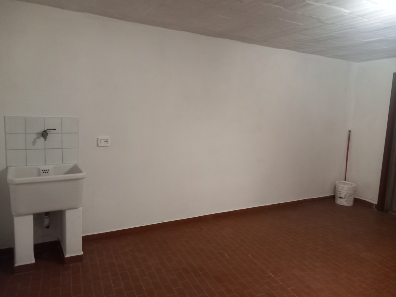 COLORNO - APPARTAMENTO IN BIFAMILIARE RISTRUTTURATO - FO 31