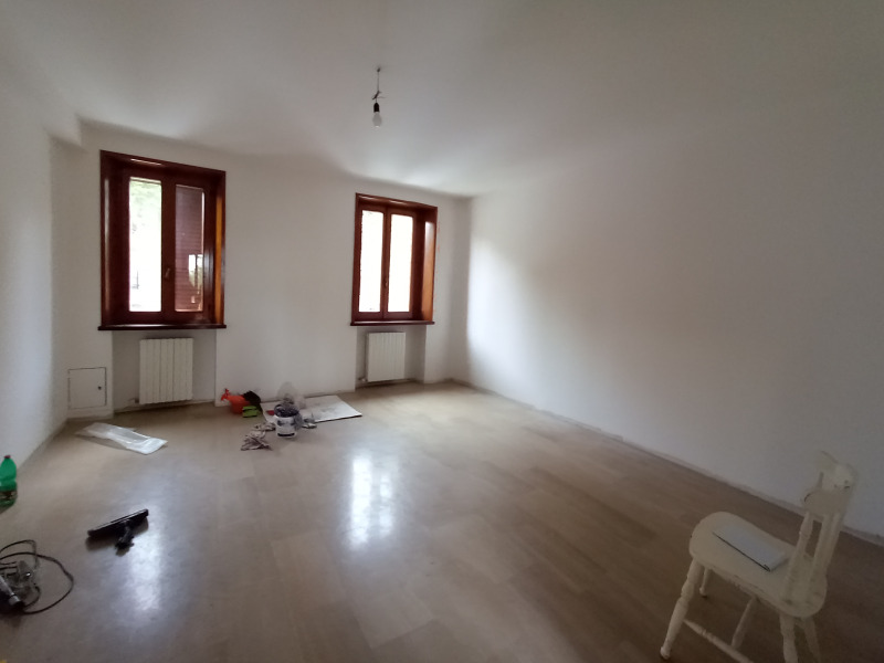 COLORNO - APPARTAMENTO IN BIFAMILIARE RISTRUTTURATO - FO 31