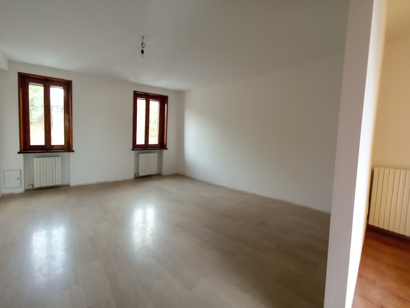 COLORNO - APPARTAMENTO IN BIFAMILIARE RISTRUTTURATO - FO 31